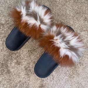 Womens Brown Fur Slides